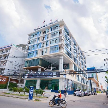 Taragrand Donmuang Airport Hotel Ban Rangsit Exteriör bild