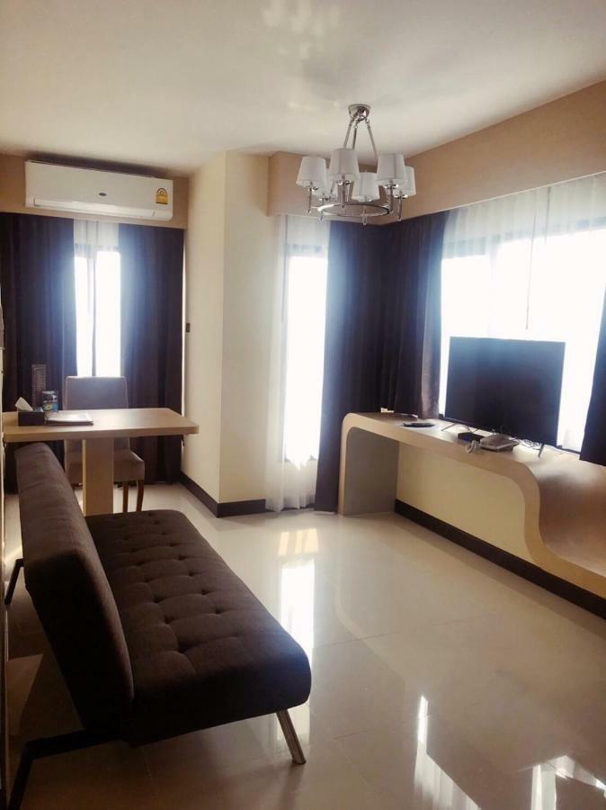 Taragrand Donmuang Airport Hotel Ban Rangsit Exteriör bild