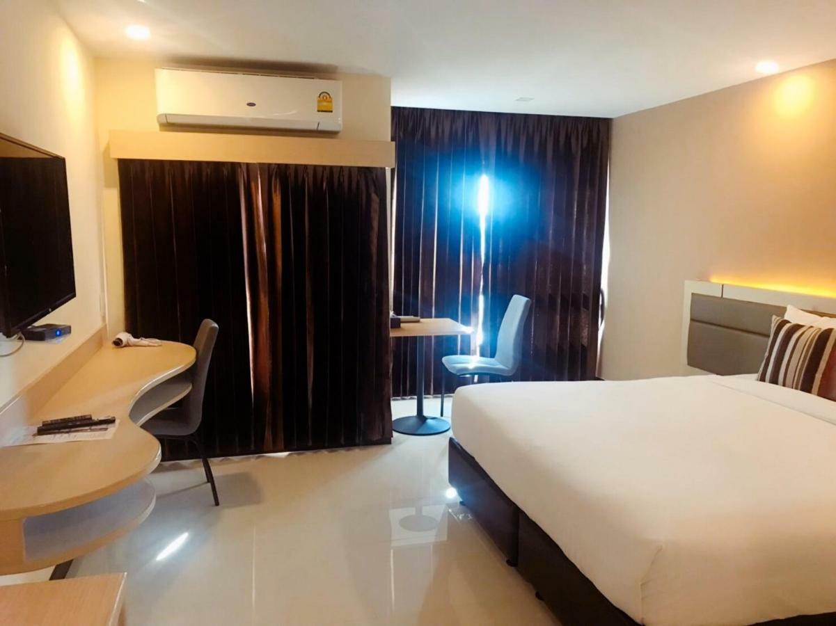 Taragrand Donmuang Airport Hotel Ban Rangsit Exteriör bild