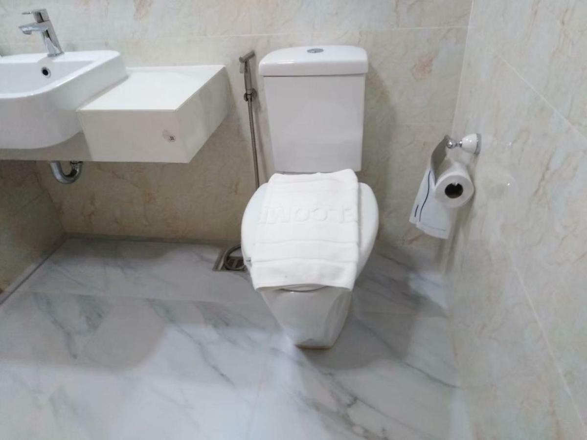Taragrand Donmuang Airport Hotel Ban Rangsit Exteriör bild