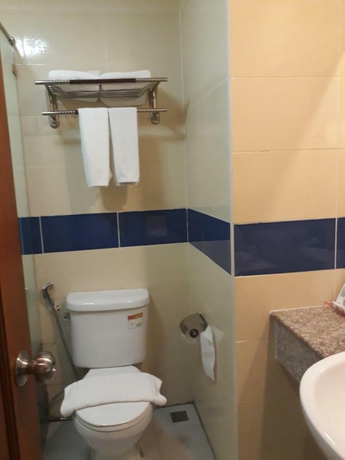 Taragrand Donmuang Airport Hotel Ban Rangsit Exteriör bild