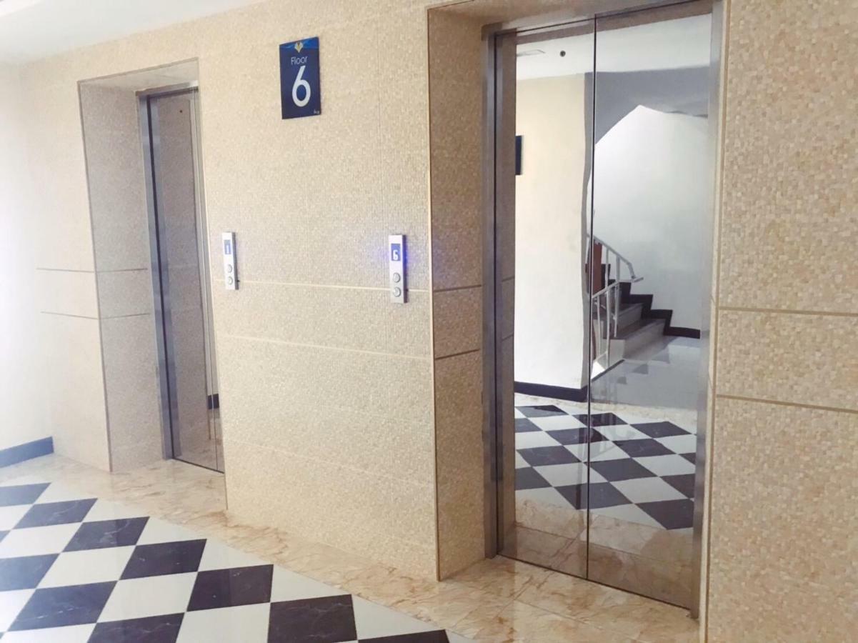 Taragrand Donmuang Airport Hotel Ban Rangsit Exteriör bild