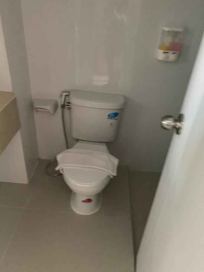 Taragrand Donmuang Airport Hotel Ban Rangsit Exteriör bild